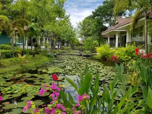 Le Charme Sukhothai Resort
