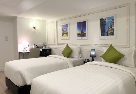 트라벨리어 호스텔 침실