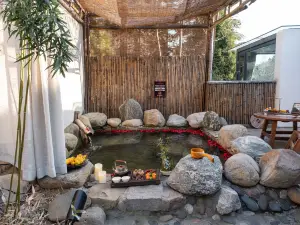 山海行旅·瑜上山間湯池養生度假飯店