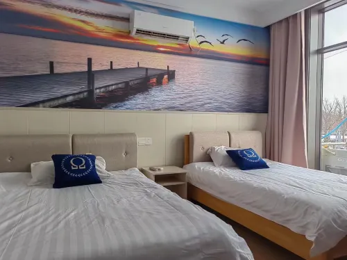 Hongguang Homestay (Lianyungang Gaogong Island)