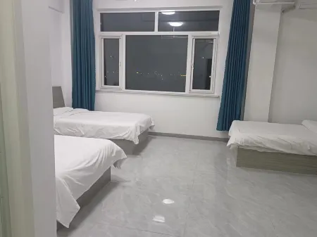 Jinlong Business Hotel Отели рядом с достопримечательностью «LaiYangShi YiShuGuan»