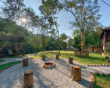 Tingkat Valley Отели рядом с достопримечательностью «River view point»