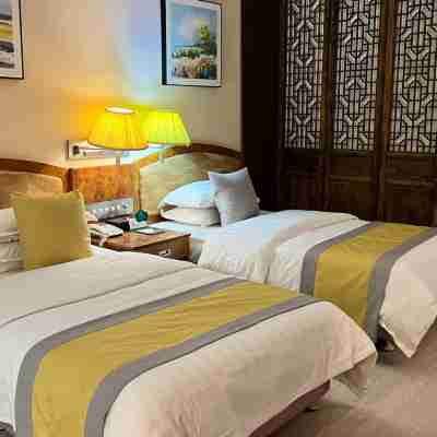 Caoxi Hot Spring Holiday Resort Rooms