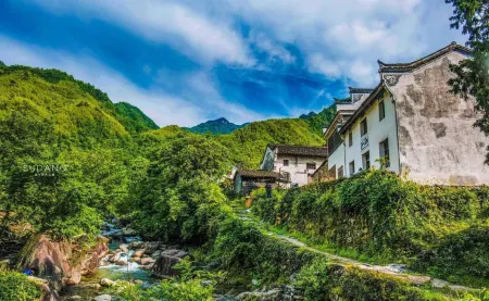 Shitai Yuansheng Suji Homestay Отели рядом с достопримечательностью «Peng Lai Xian Dong»