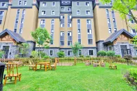 Guoxin Hot Spring Hotel (Erdao Baihe Changbaishan Railway Station) - خلابة
