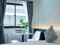 College Haus Rangnam Hotels near Centre One