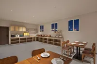 Mountain Twilight & Snow Reflection - Private Hot Spring Villa (Kangding Yulin Flagship Store)