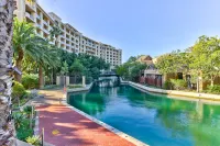 Lawhill Luxury Apartments by TPF - プライペートプール