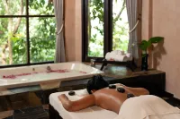SAii Phi Phi Island Village - Spa