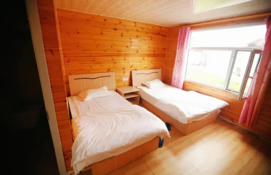 阿爾山林生度假山莊