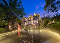 YunGuan Shunde House Resort Hotel  （Jinghong, West Shuangjing Starlight Night Market Shop)