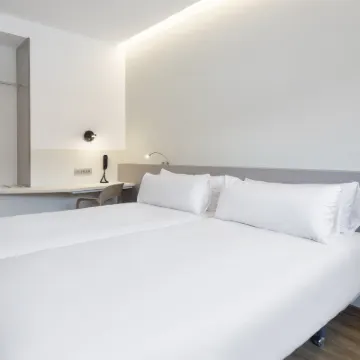 B&B Hotel Almería Vicar Hotels near Aquarium Costa De Almeria
