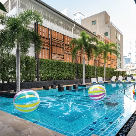 Solitaire Bangkok Sukhumvit 11