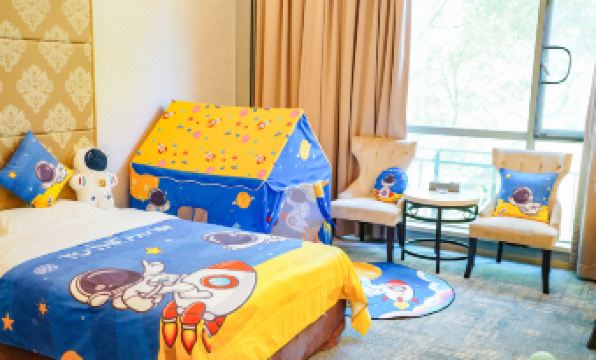 Huaiyuan Changjiu Central Hotel