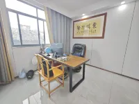 Longxiang Hotel (Yihuang Xueqian Street Fengshenxiang Pedestrian Street) Hotels in Yihuang