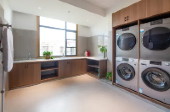 新餘·皇廷假日飯店