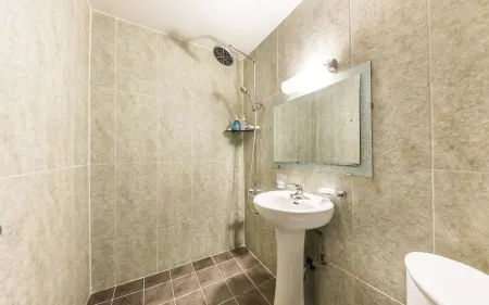 Yeongdeungpo Market Max Motel