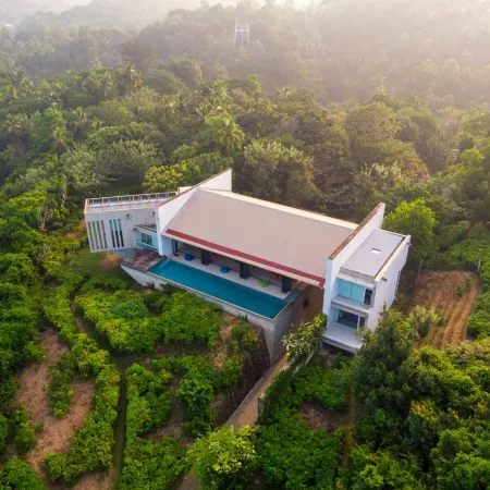 Villa Vista by the Serendipity Collection