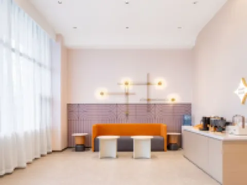 Jinjiang Inn (Xi'an Jinghe New Town Fucha Town Hotel) Hotel di Jingyang