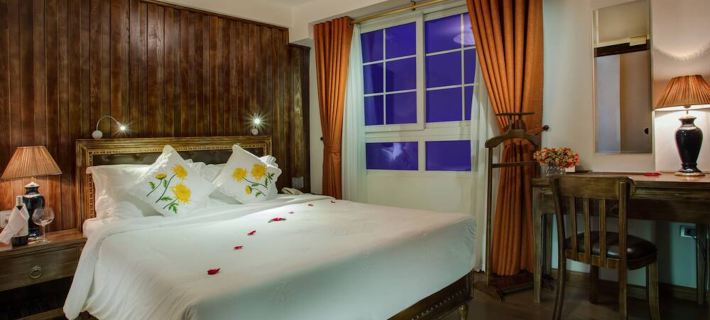 Singita Classy - A Cozy Rustic Hideaway in Hanoi Old Quarter Hotels in Hanoi