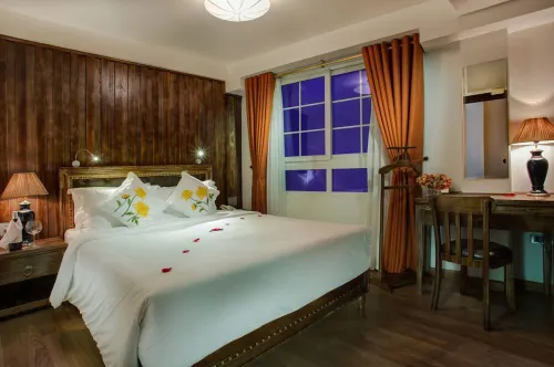 Singita Classy - A Cozy Rustic Hideaway in Hanoi Old Quarter - Bed and Breakfasts