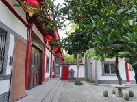 Guanzhong Customs Garden Hotels in Fufeng County