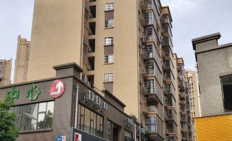 Qingfeng Xiaozhu Homestay