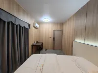 Aloft Apartments - balcony