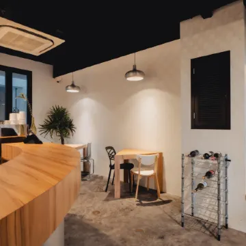 Xinlor House Отели рядом с достопримечательностью «Прогулочная улица Пхукета»