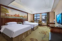 UXANADU Hotel (Nanning Railway Station Mingxiu Road Subway Station)