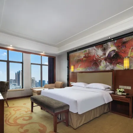 UXANADU Hotel (Nanning Railway Station Mingxiu Road Subway Station)