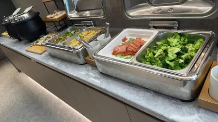 Jia Bai Teng Hotel Отели рядом с достопримечательностью «Guyinxingshu Park»