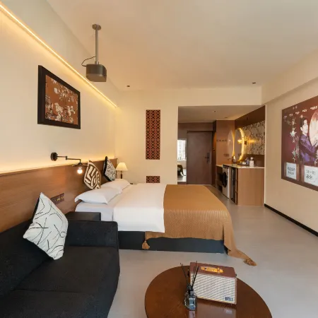 Gathering Hotel