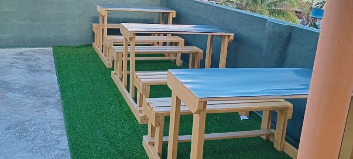 Pogas Suites Отели в г. Кингстон
