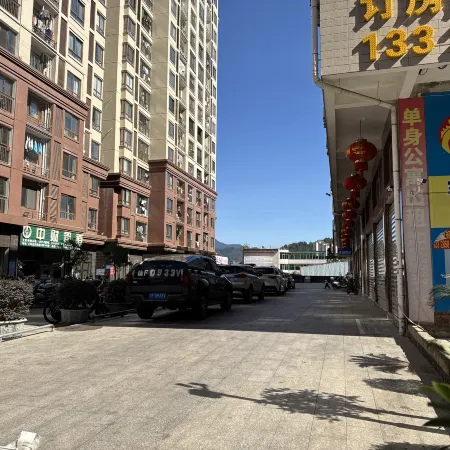 Julong Business Hotel