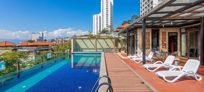 Fuxian Lake Yuehuwan Pool Villa Hotel a Chengjiang