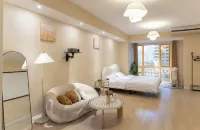Sky Ocean High-altitude Seaview Homestay (Yantai Station)