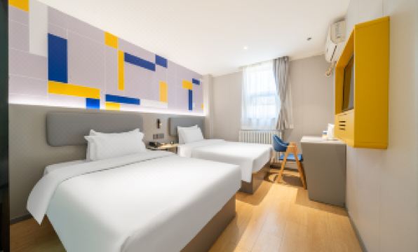 7 Days Hotel  Xi 'an Bell and Drum Tower Wulukou Subway Station Branch
