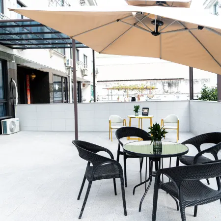 Yujian Apartment