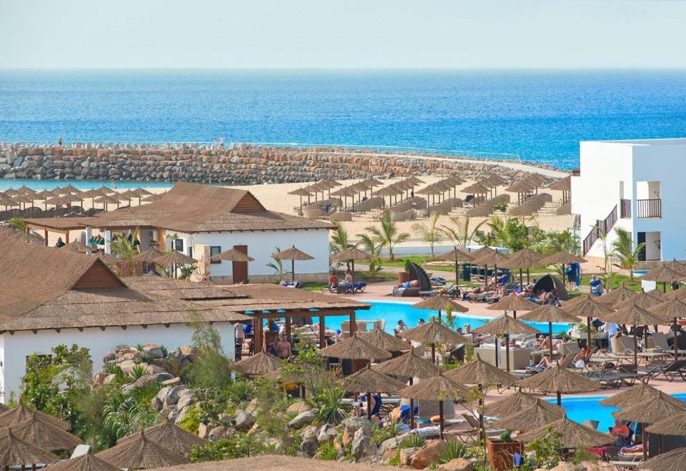 멜리아 라나 비치