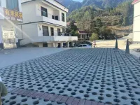Youlai Homestay - Dağ Manzaralı