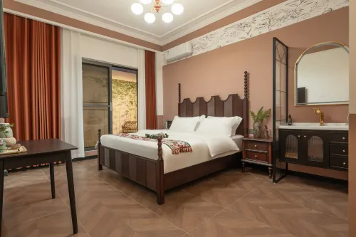 Original Art Hotel (Jianshui Old Town Branch) - Airport Shuttle