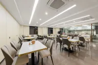 Chaozhipai Hotel (Chaoshan High-Speed Railway Station)