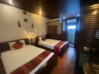 Vangsavath Hotel Hotels in Луангпрабанг