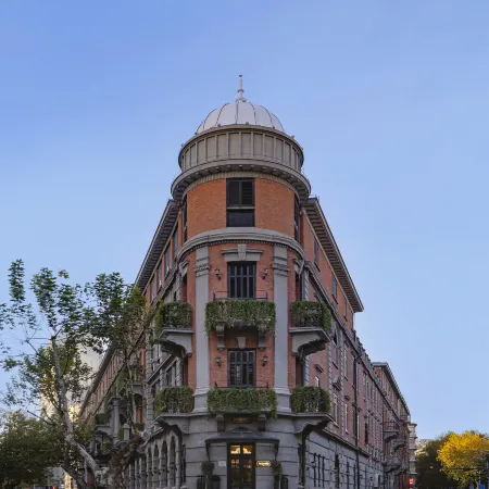 HOTEL BANOV TOWNSCAPE WUHAN