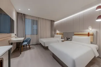 Homeinn Selected Hotel (Shanghai Lujiazui Century Avenue Subway Station) Hotels near 1192 Old Shanghai Style Street