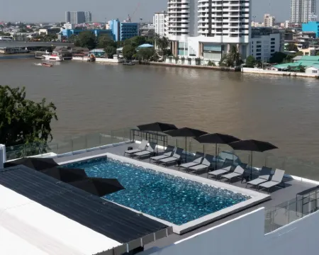 나발라이 리버 리조트 방콕 호텔