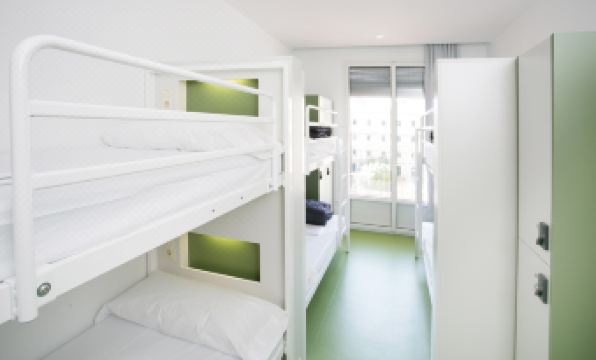 Sant Jordi Hostels Gracia