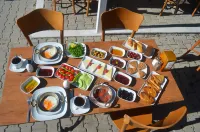 Doruk Hotel - breakfast
