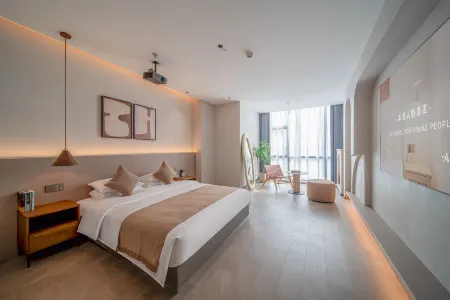 Lis Future Hotel (Bengbu Wanda Guangchang) Отели рядом с достопримечательностью «Anhui University of Science and Technology (Longhu Campus)»